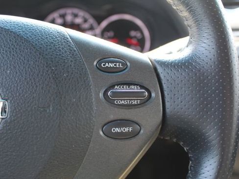 Used 2011 Nissan Altima 3.5 SR image 15