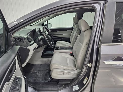 Used 2019 Honda Odyssey EX-L image 11