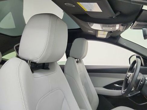 Used 2024 Jaguar E-PACE R-Dynamic SE image 20