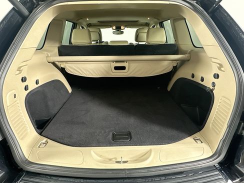 Used 2020 Jeep Grand Cherokee Limited RWD image 30