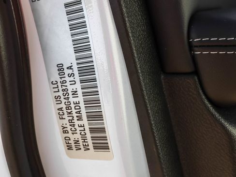 New 2025 Jeep Grand Cherokee L Limited image 9