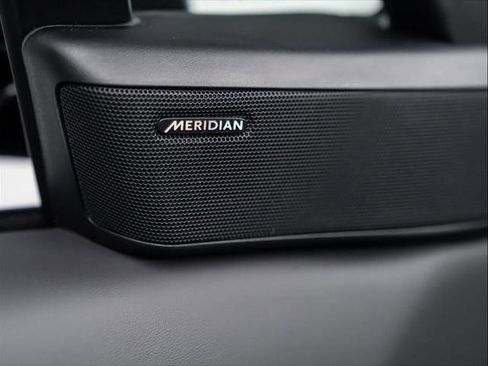 New 2025 Land Rover Range Rover Sport SE image 23