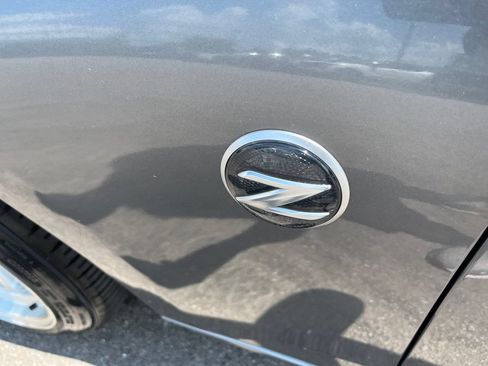 Used 2011 Nissan 370Z Coupe w/ Sport Pkg RWD image 32