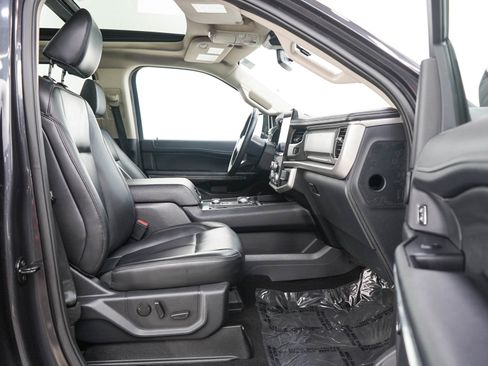 Used 2024 Ford Expedition Max XLT AWD/4WD image 11