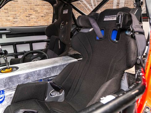 Used 2006 MAZDA MX-5 Miata Sport w/ Suspension Pkg image 40