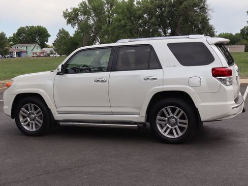 Used 2011 Toyota 4Runner Limited AWD/4WD image 8