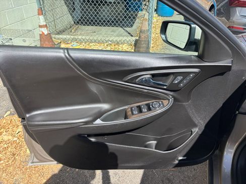 Used 2024 Chevrolet Malibu LT image 20