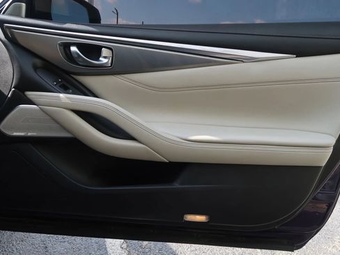 Used 2017 INFINITI Q60 3.0t w/ Cargo Package image 44