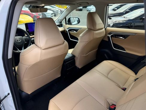 Used 2023 Toyota RAV4 Limited w/ Limited Grade Weather Package AWD/4WD image 15