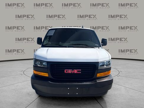 Used 2023 GMC Savana 2500 RWD image 8