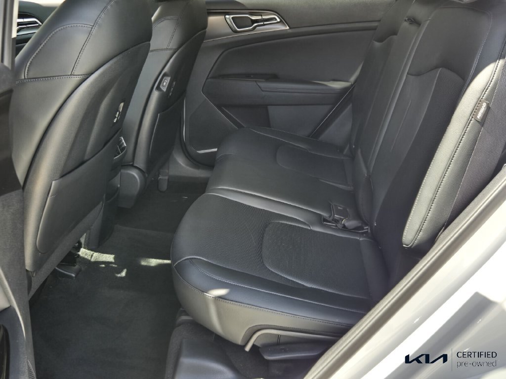 Certified 2024 Kia Sportage EX FWD image 11