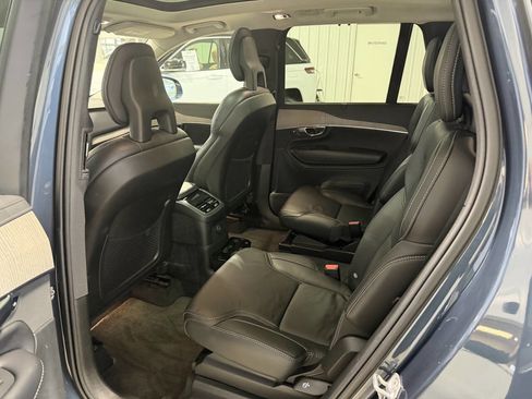 Used 2022 Volvo XC90 T8 Inscription image 25