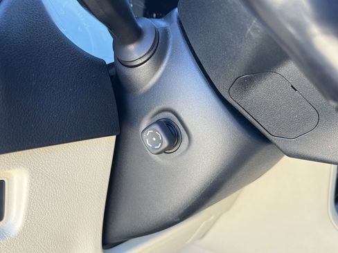 Used 2022 Lexus GX 460 Premium w/ Premium Package image 13