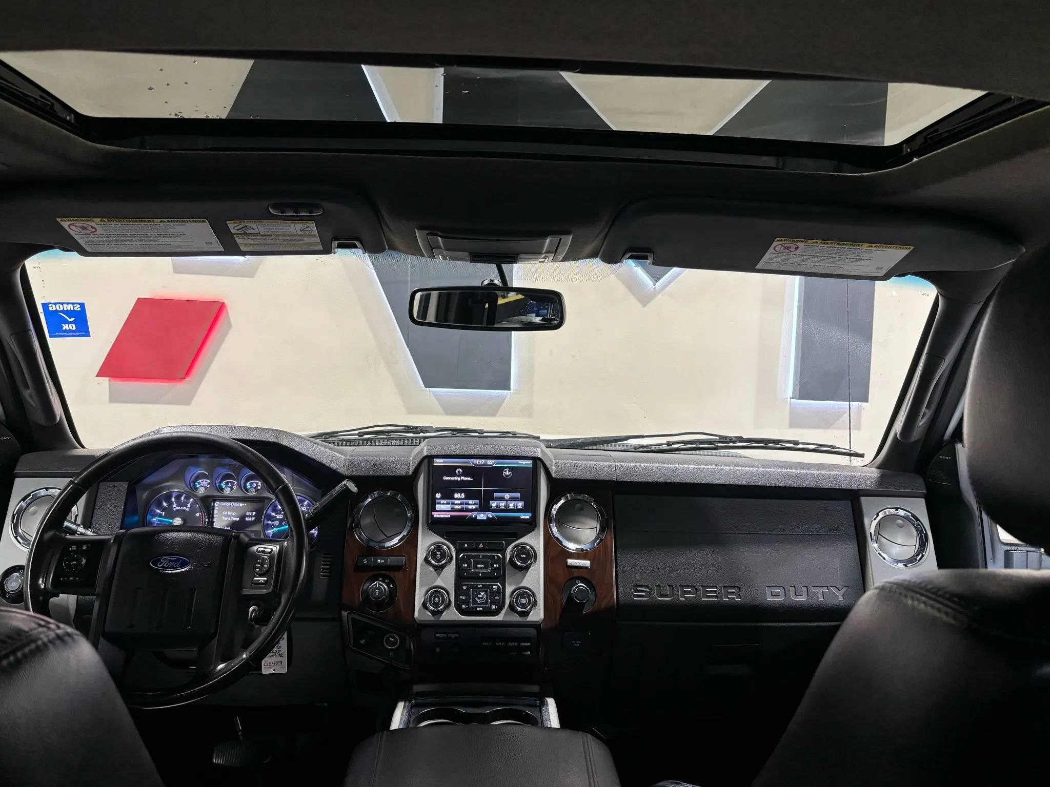 Used 2016 Ford F250 Lariat w/ Lariat Ultimate Package AWD/4WD image 9