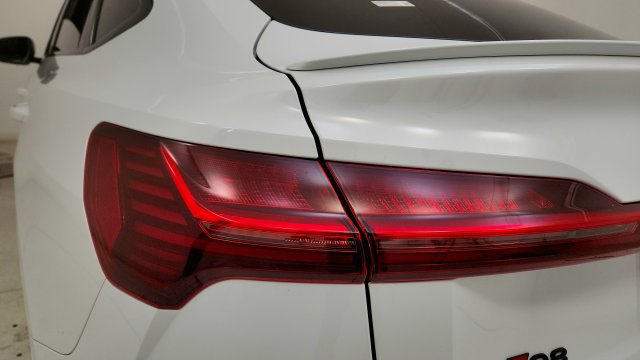 Used 2024 Audi Q8 e-tron Prestige w/ Prestige Package AWD/4WD image 25