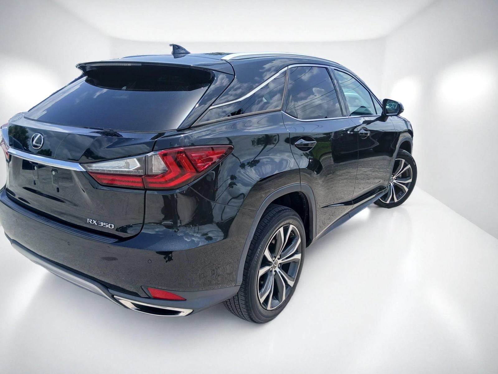 Used 2022 Lexus RX 350 FWD w/ Premium Package image 6