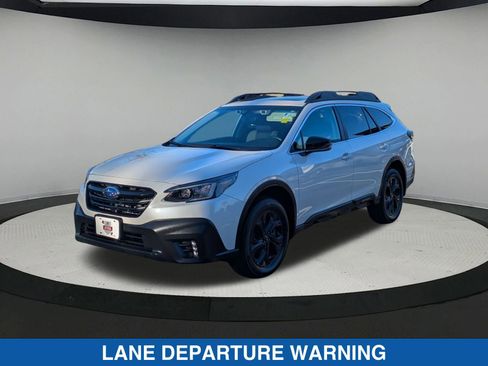 Certified 2022 Subaru Outback Onyx Edition XT image 8