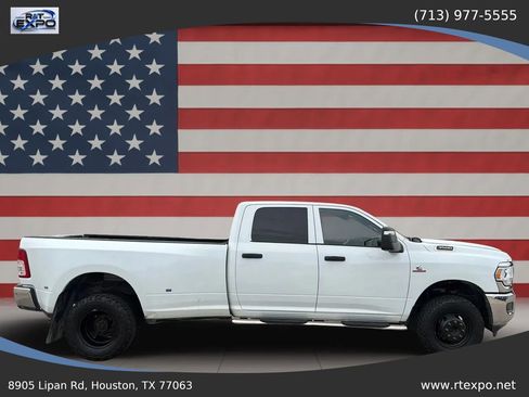 Used 2023 RAM 3500 Tradesman AWD/4WD image 9