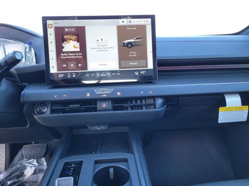 Certified 2026 Lexus ES 350e w/ Convenience Package FWD image 27