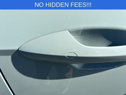 Used 2024 Hyundai Kona Limited AWD/4WD image 17