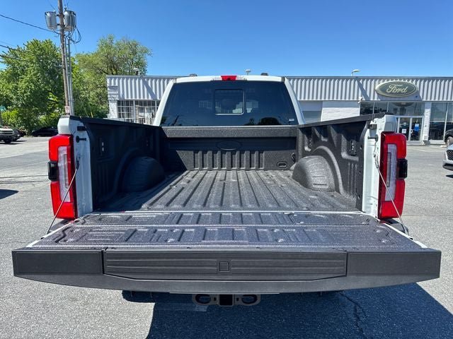 New 2026 Ford F250 Platinum w/ Tremor Off-Road Package AWD/4WD image 11
