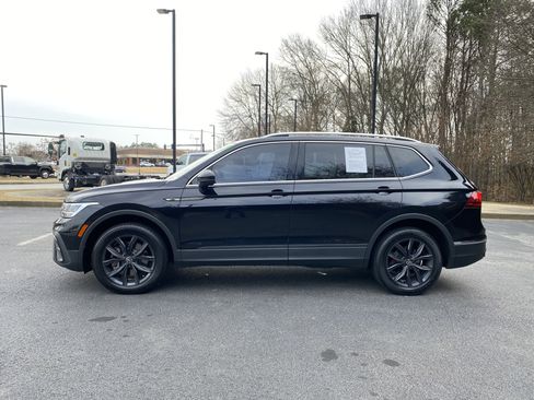 Used 2022 Volkswagen Tiguan SE image 6