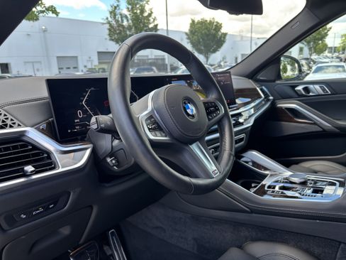 Used 2026 BMW X6 xDrive40i AWD/4WD image 17