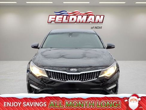 Used 2019 Kia Optima S w/ S Panoramic Sunroof Package image 12