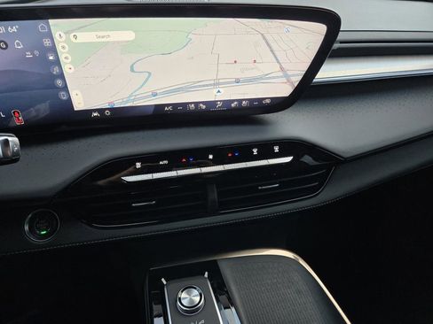 New 2026 Buick Enclave Avenir w/ Super Cruise Package image 10