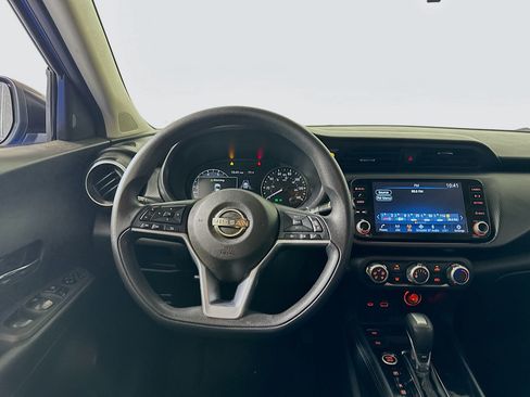 Used 2023 Nissan Kicks SV FWD image 16