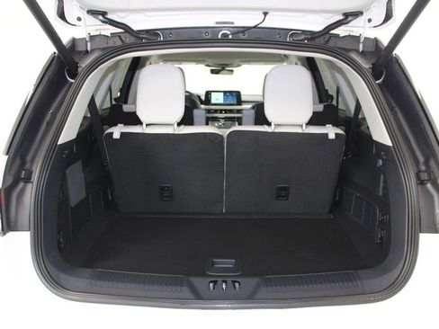 New 2026 Lincoln Aviator 2WD w/ Jet Appearance Package image 15