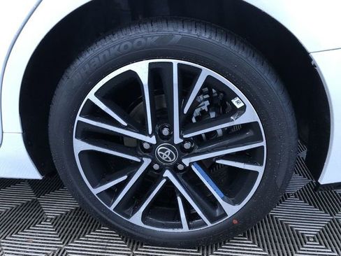 New 2026 Toyota Camry XLE image 8