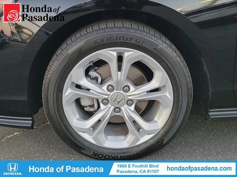 Certified 2023 Honda Accord LX image 29