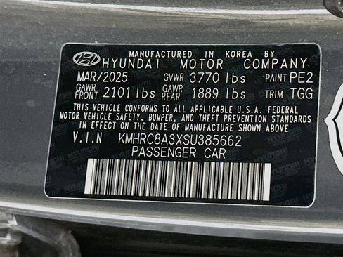 Used 2025 Hyundai Venue SEL FWD image 12