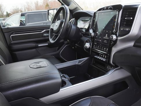 Used 2023 RAM 1500 Laramie AWD/4WD image 46