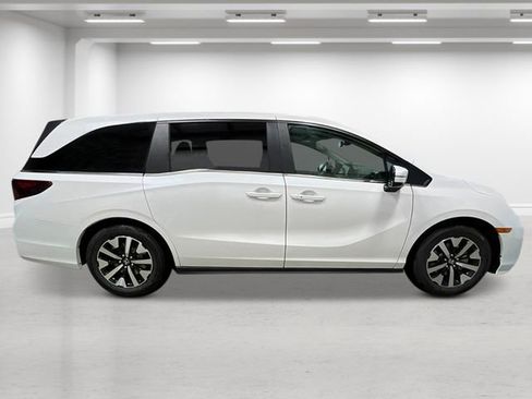 New 2026 Honda Odyssey EX-L image 2
