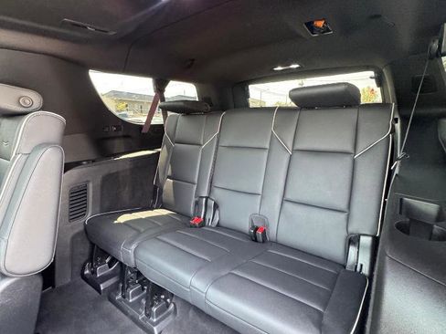 Used 2022 Cadillac Escalade ESV Sport w/ Touring Package image 23