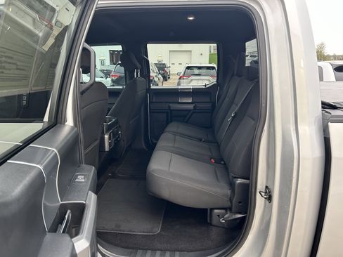 Used 2018 Ford F150 XLT w/ Equipment Group 302A Luxury AWD/4WD image 18