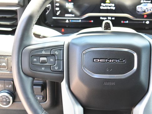 Used 2023 GMC Yukon Denali w/ Denali Reserve Package AWD/4WD image 18
