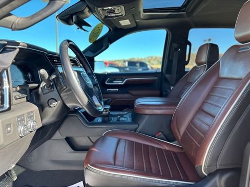 Used 2025 GMC Sierra 1500 Denali Ultimate image 12
