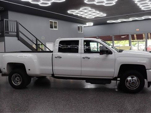 Used 2018 Chevrolet Silverado 3500 LTZ w/ Duramax Plus Package AWD/4WD image 5