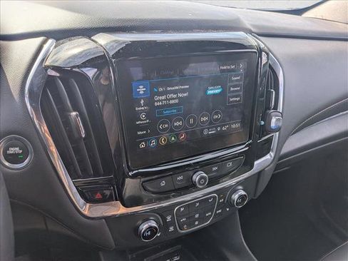 Used 2023 Chevrolet Traverse RS image 12