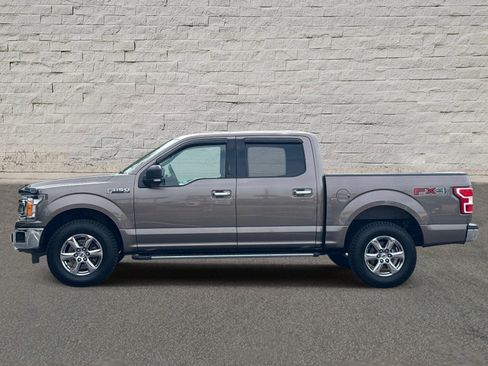 Used 2018 Ford F150 XLT w/ Equipment Group 302A Luxury AWD/4WD image 2