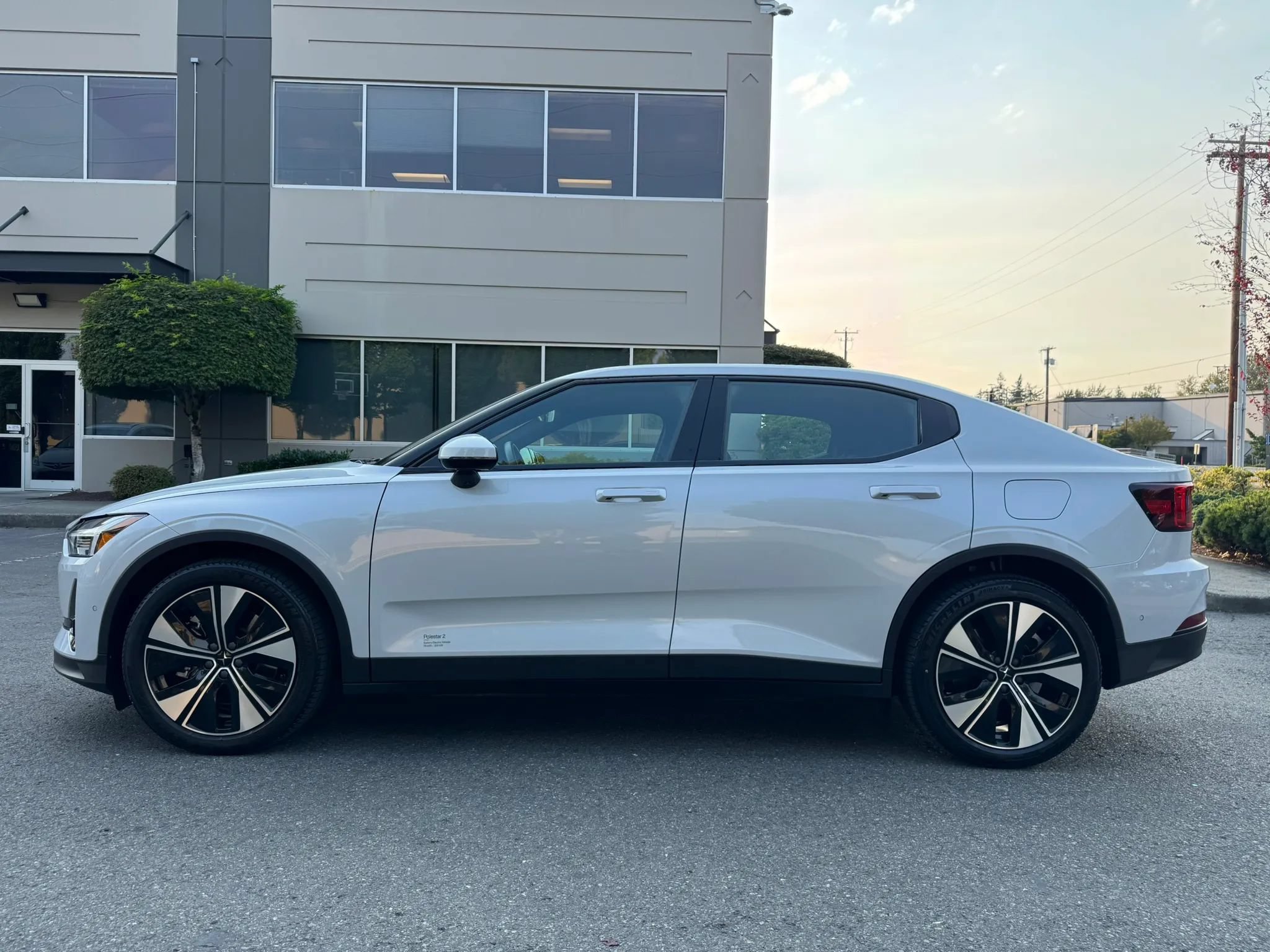 Used 2023 Polestar Polestar 2 w/ Pilot Pack AWD/4WD image 6