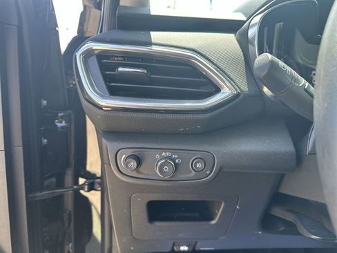 Certified 2023 Chevrolet TrailBlazer LT w/ Convenience Package FWD image 20