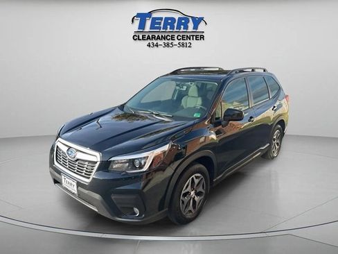 Used 2021 Subaru Forester Premium image 5