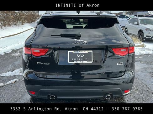 Used 2018 Jaguar F-PACE R-Sport image 13