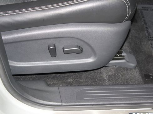 Used 2024 Nissan Murano SL image 26