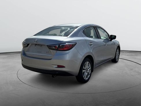 Used 2017 Toyota Yaris iA image 6