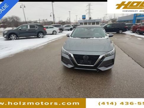 Used 2022 Nissan Sentra S image 3